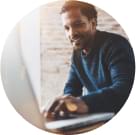 Instant razor-sharp focus.